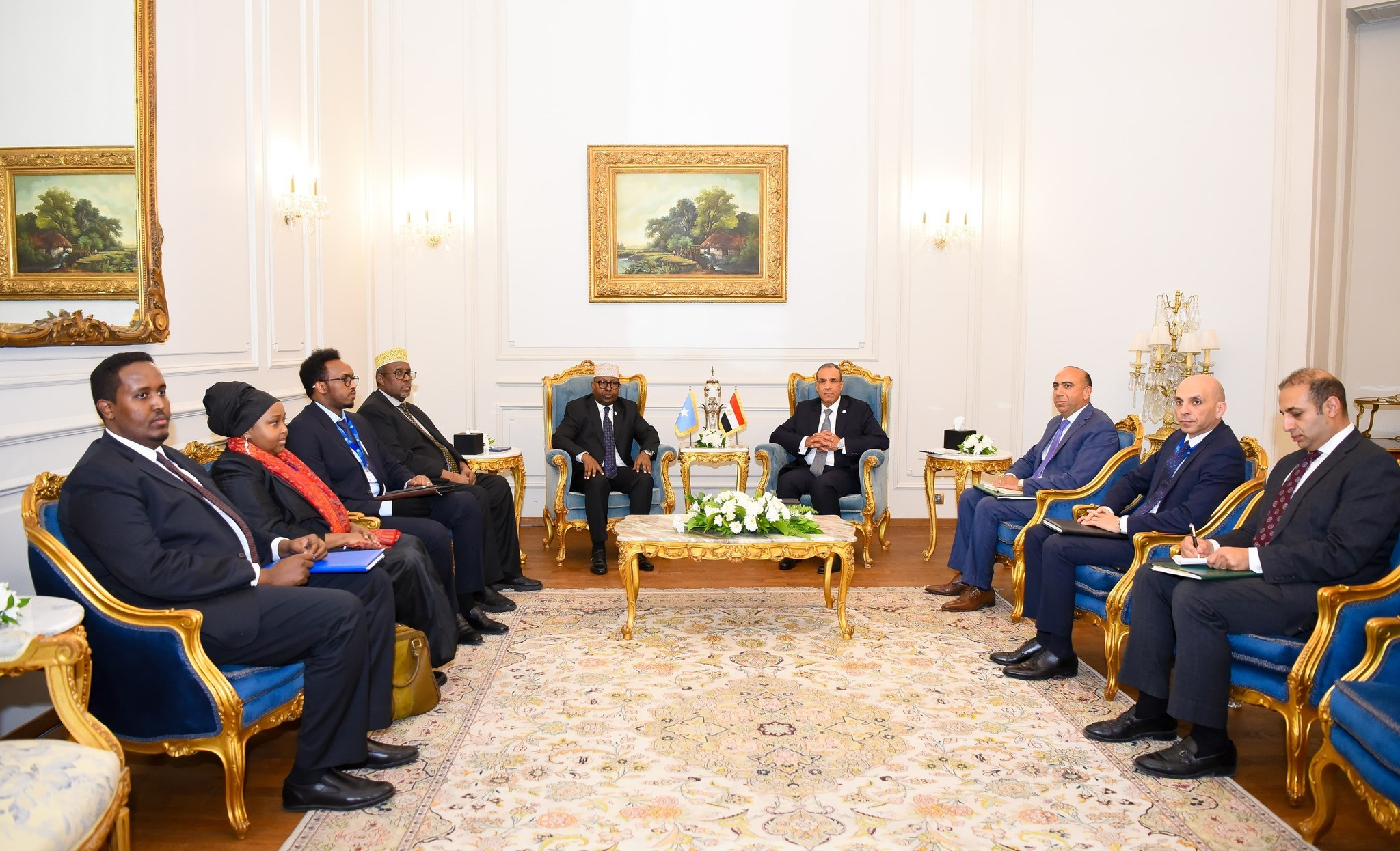 وزير الخارجية ونظيره الصومالي