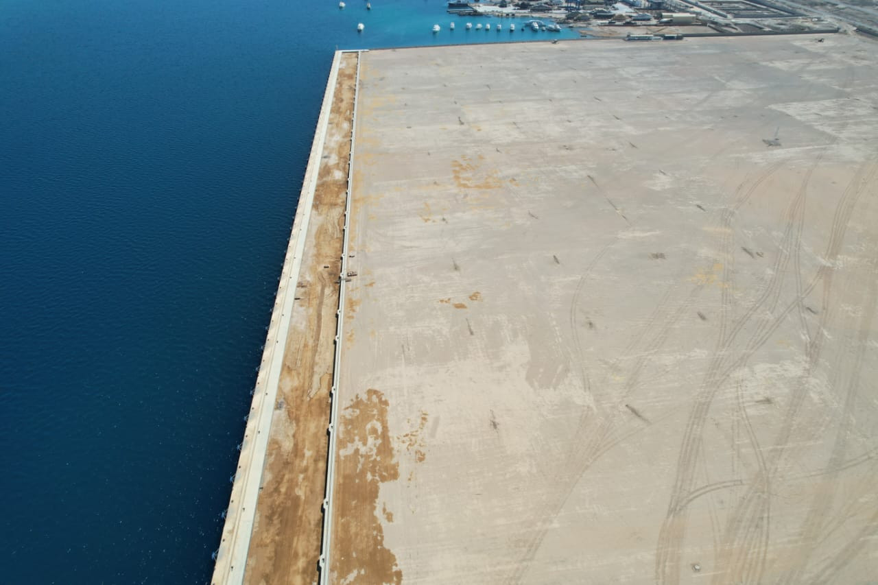 محطة متعددة الأغراض بميناء سفاجا