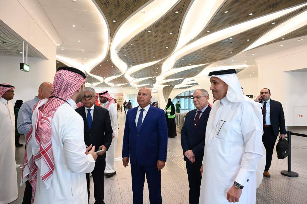 وزير النقل يزور مترو الرياض