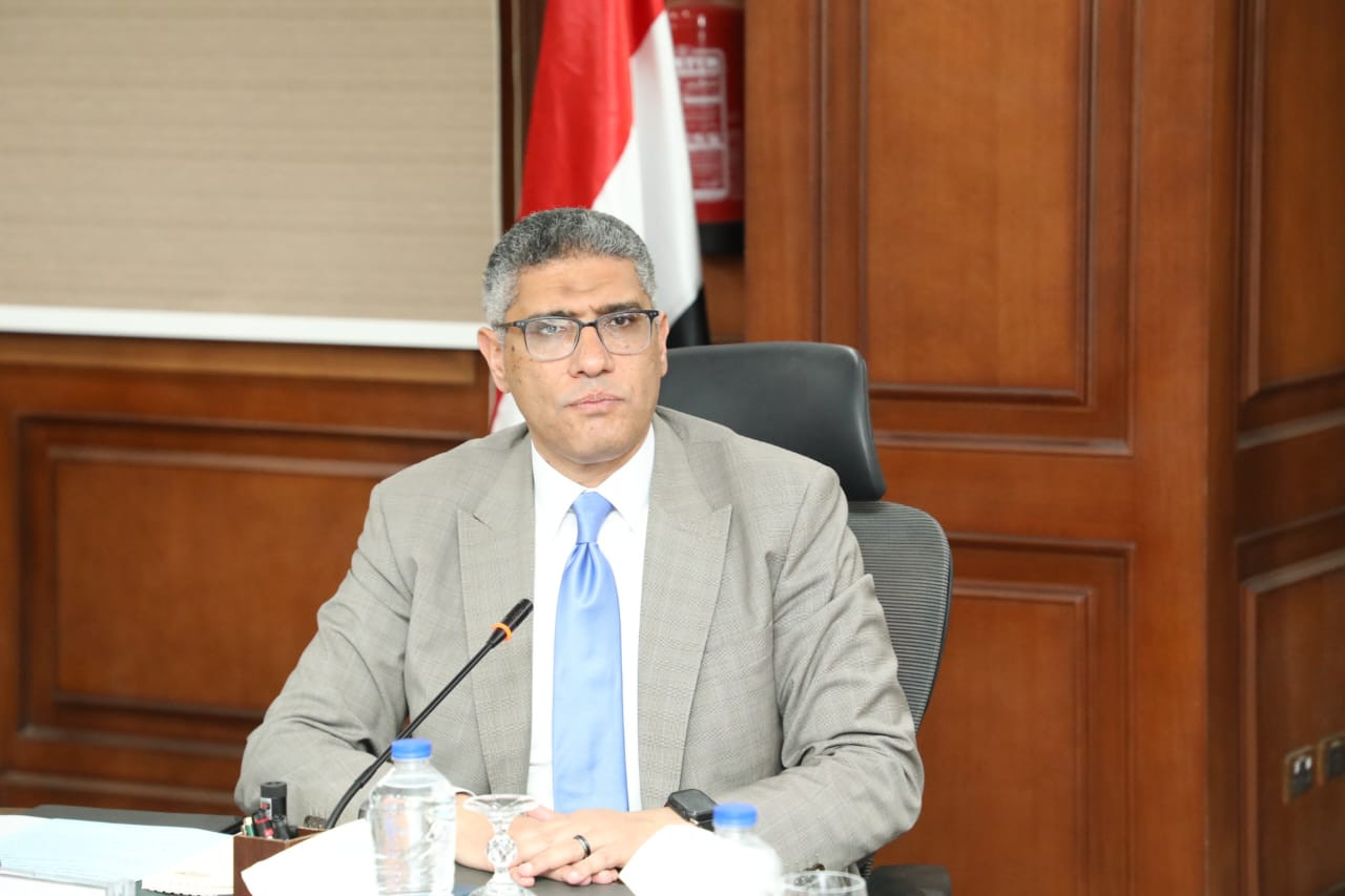 صور اللقاء