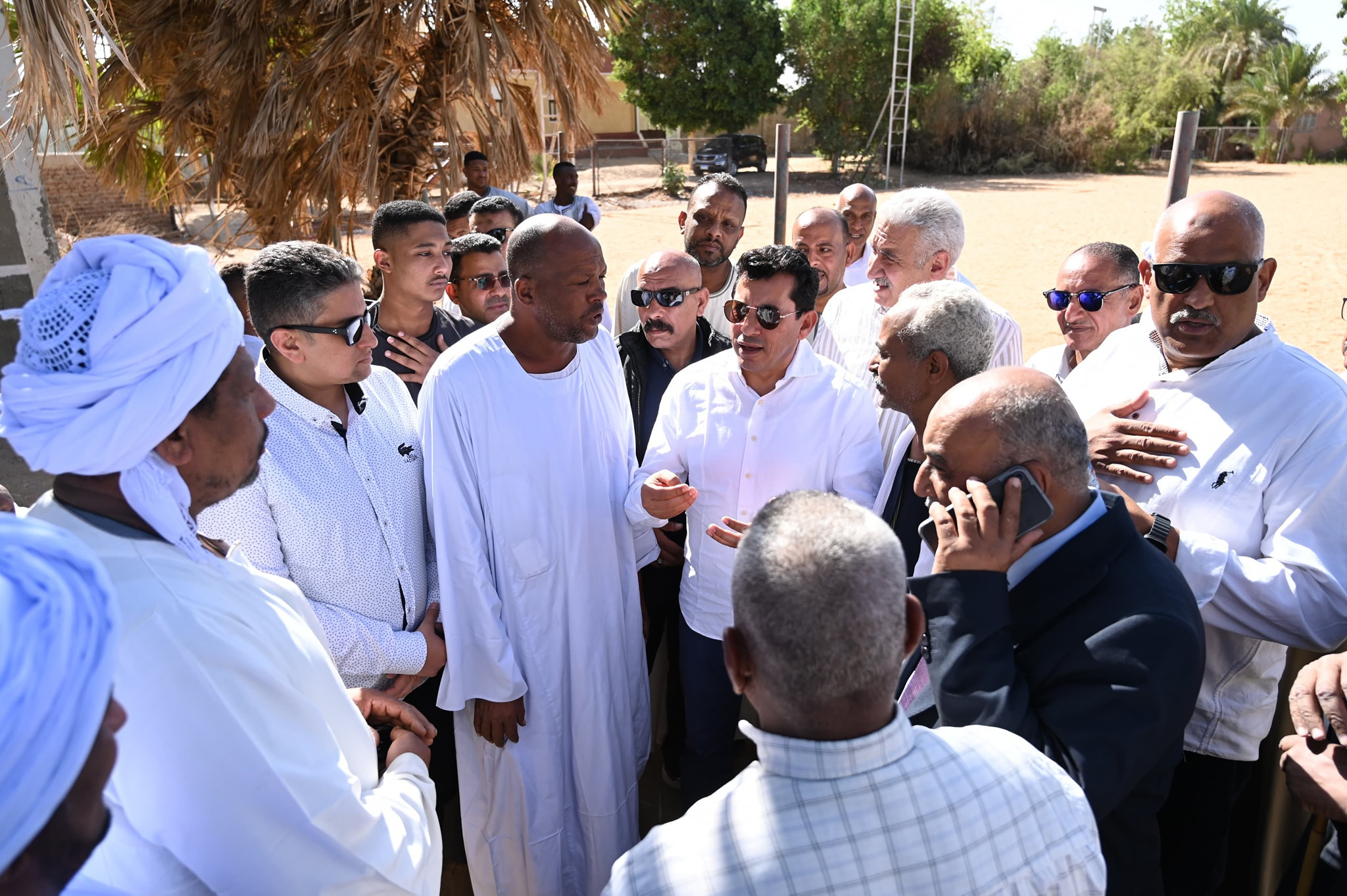 جولة وزير الرياضة