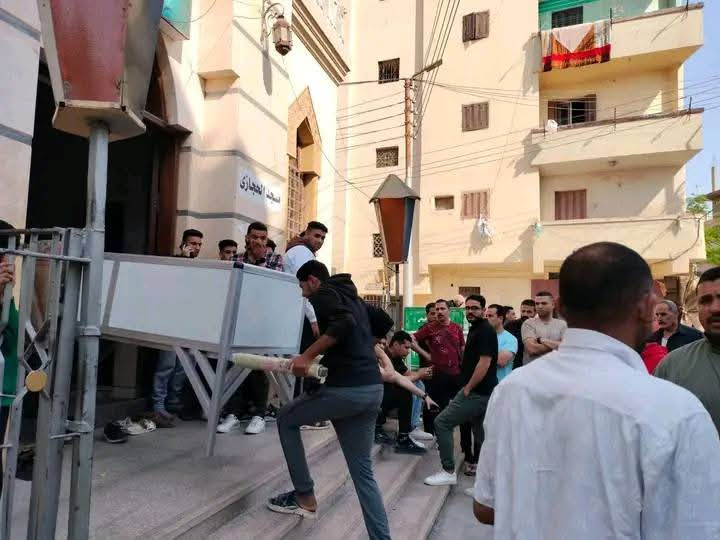 أهالي الزقازيق يشيعون جثمان طالبة كلية العلوم