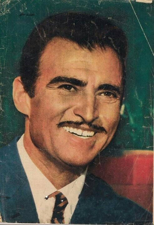 أحمد مظهر