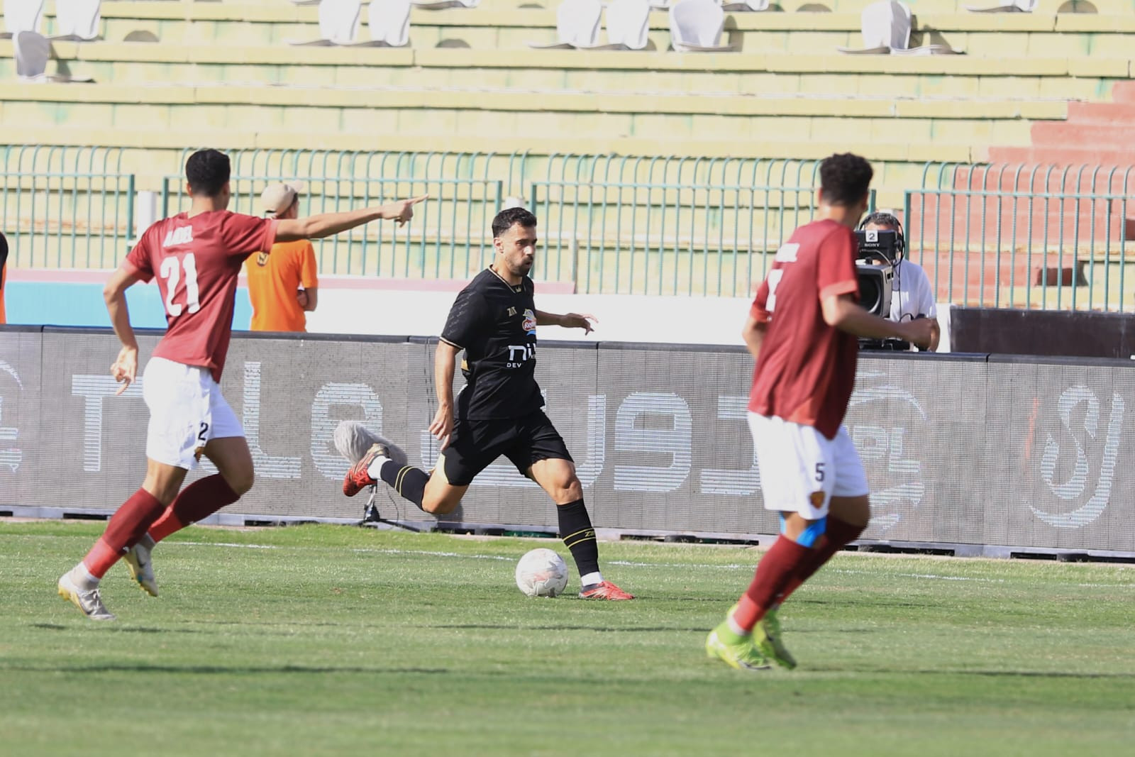 في أولى مباريات الرمادي.. الزمالك يتعادل مع سيراميكا كليوباترا في الدوري