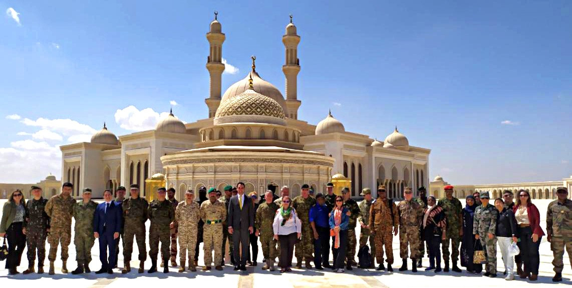 زيارة أعضاء التمثيل العسكري العرب والأجانب