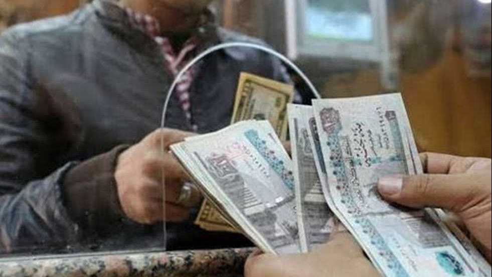 موعد صرف معاشات شهر مارس 2026: هل تشمل منحة رمضان؟