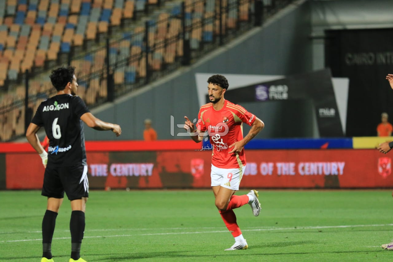 الأهلي وفاركو