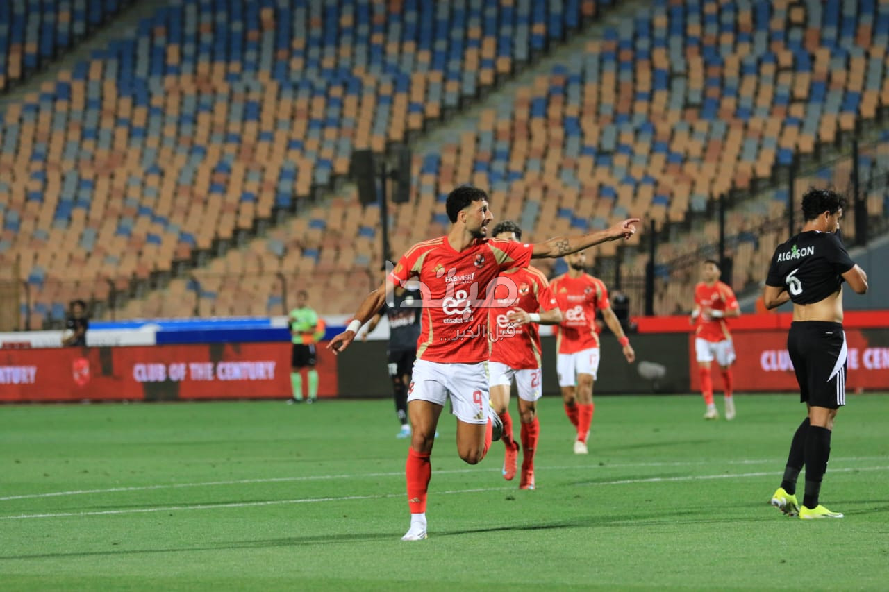 الأهلي وفاركو