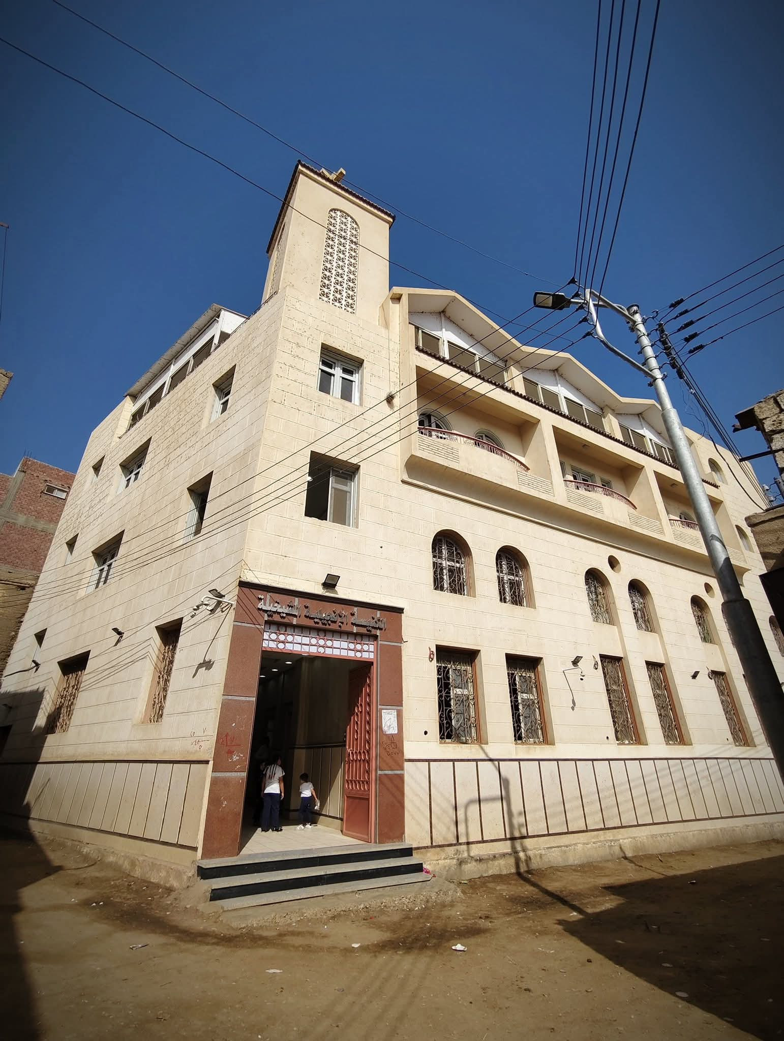 القس أندريه زكي