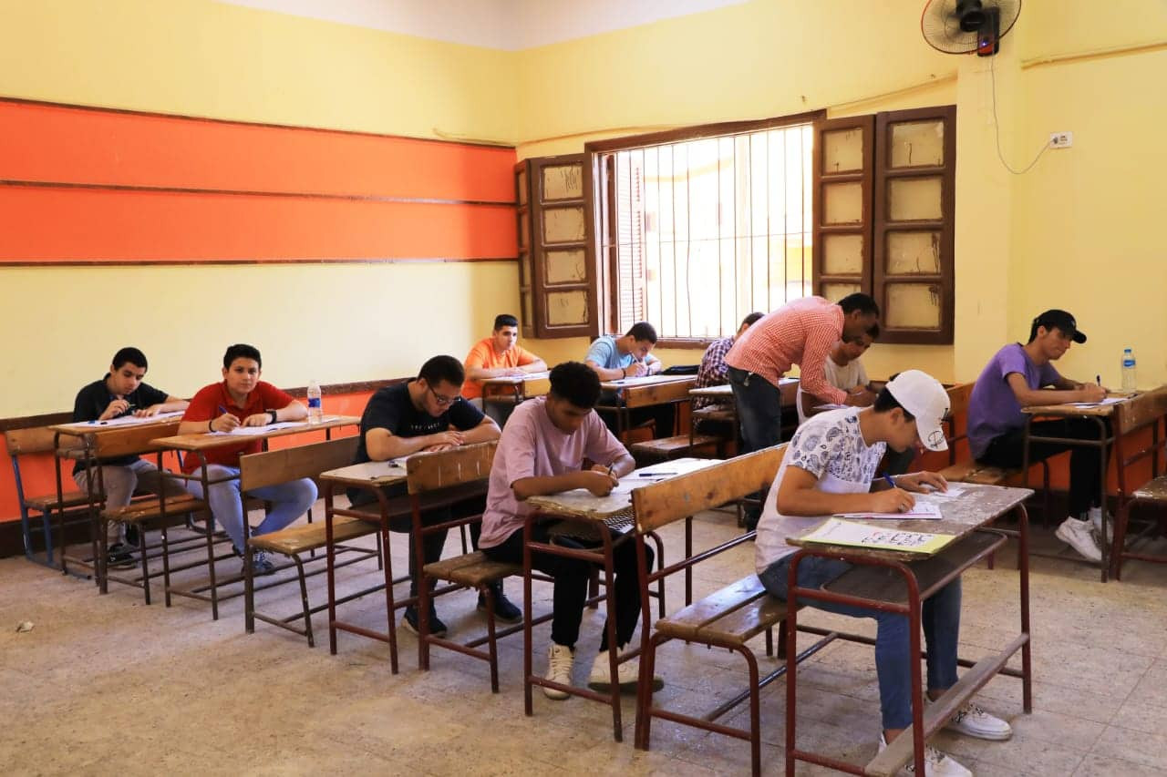 116 نموذجًا تعليميًا تواصل إتاحة النماذج الاسترشادية للثانوية العامة 2026
