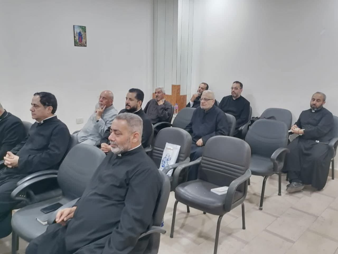 كهنة الإيبارشيّة البطريركية