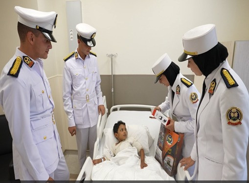 نظمت وزارة الداخلية، زيارة لـ طلبة وطالبات أكاديمية الشرطة إلى مستشفى