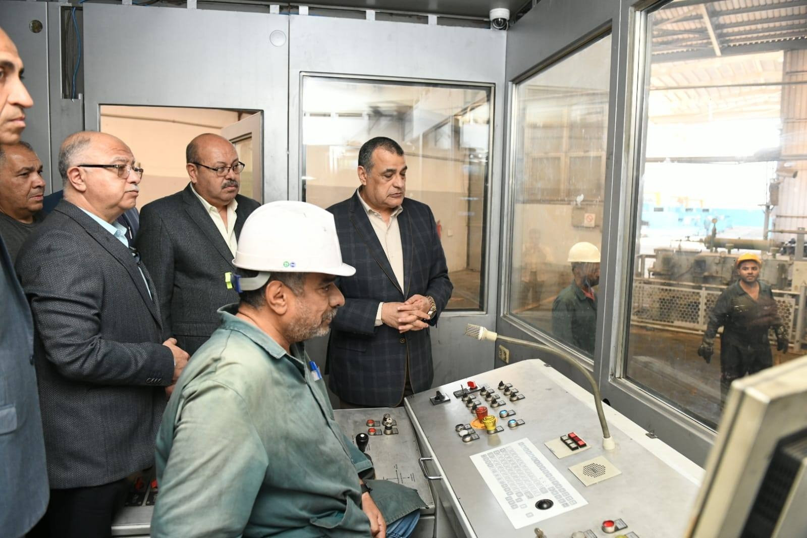 وزير الإنتاج الحربي