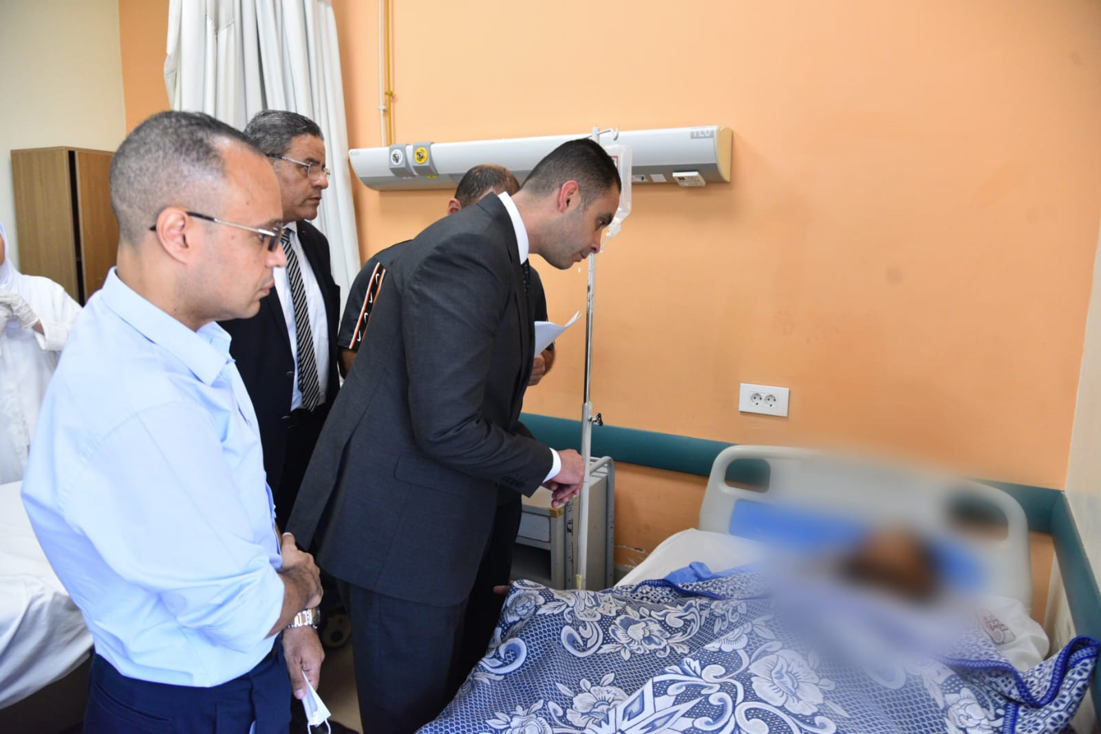 جولة نائب وزير الصحة