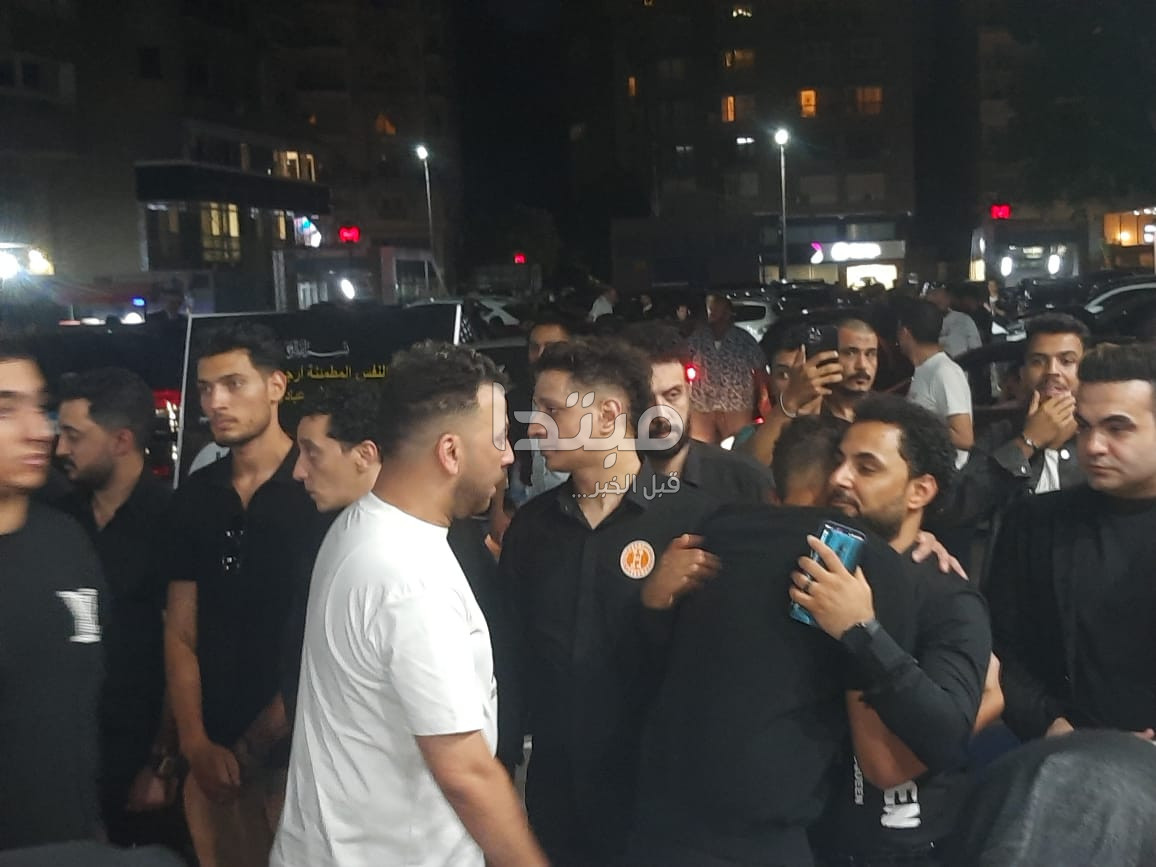 عزاء المطرب الشعبي أحمد عامر