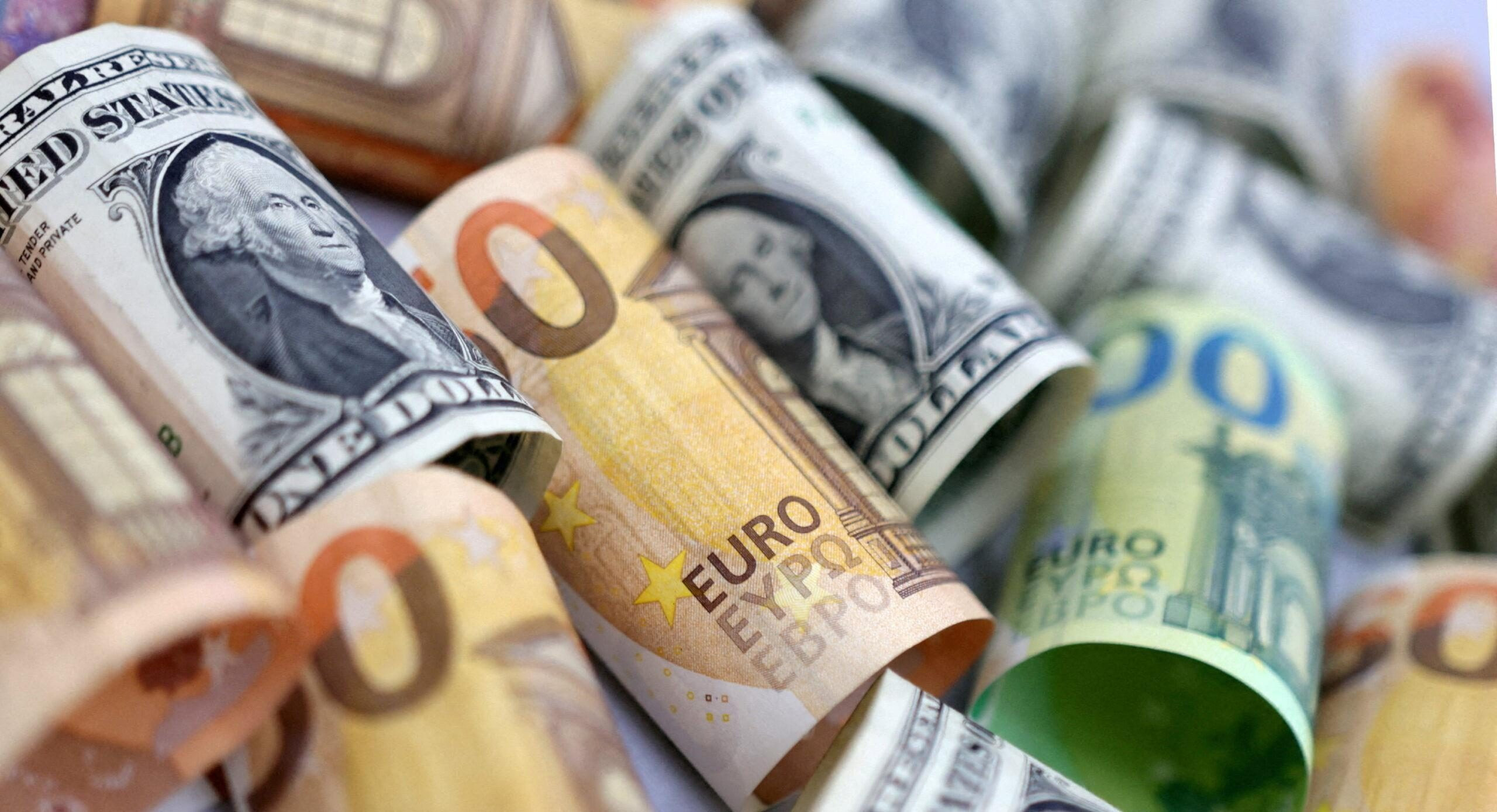 أسواق الصرف تلتقط أنفاسها: استقرار نسبي في أسعار العملات العربية والأجنبية اليوم
