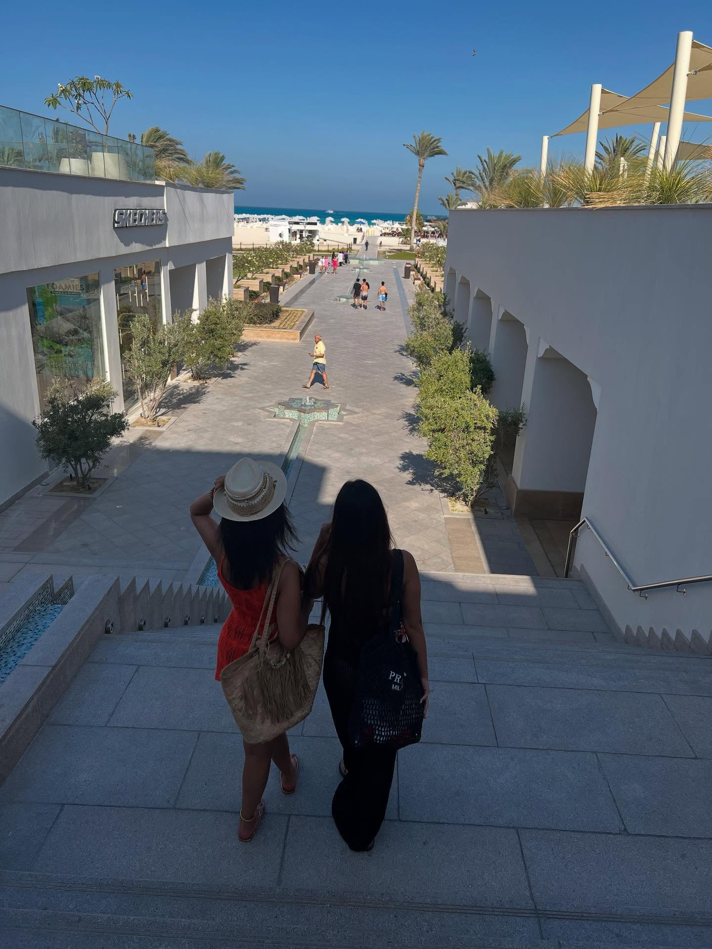 منة عرفة