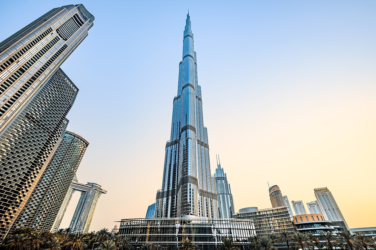 صفارات الإنذار تدوي في الإمارات تحذيراً من هطول أمطار غزيرة وعواصف رعدية