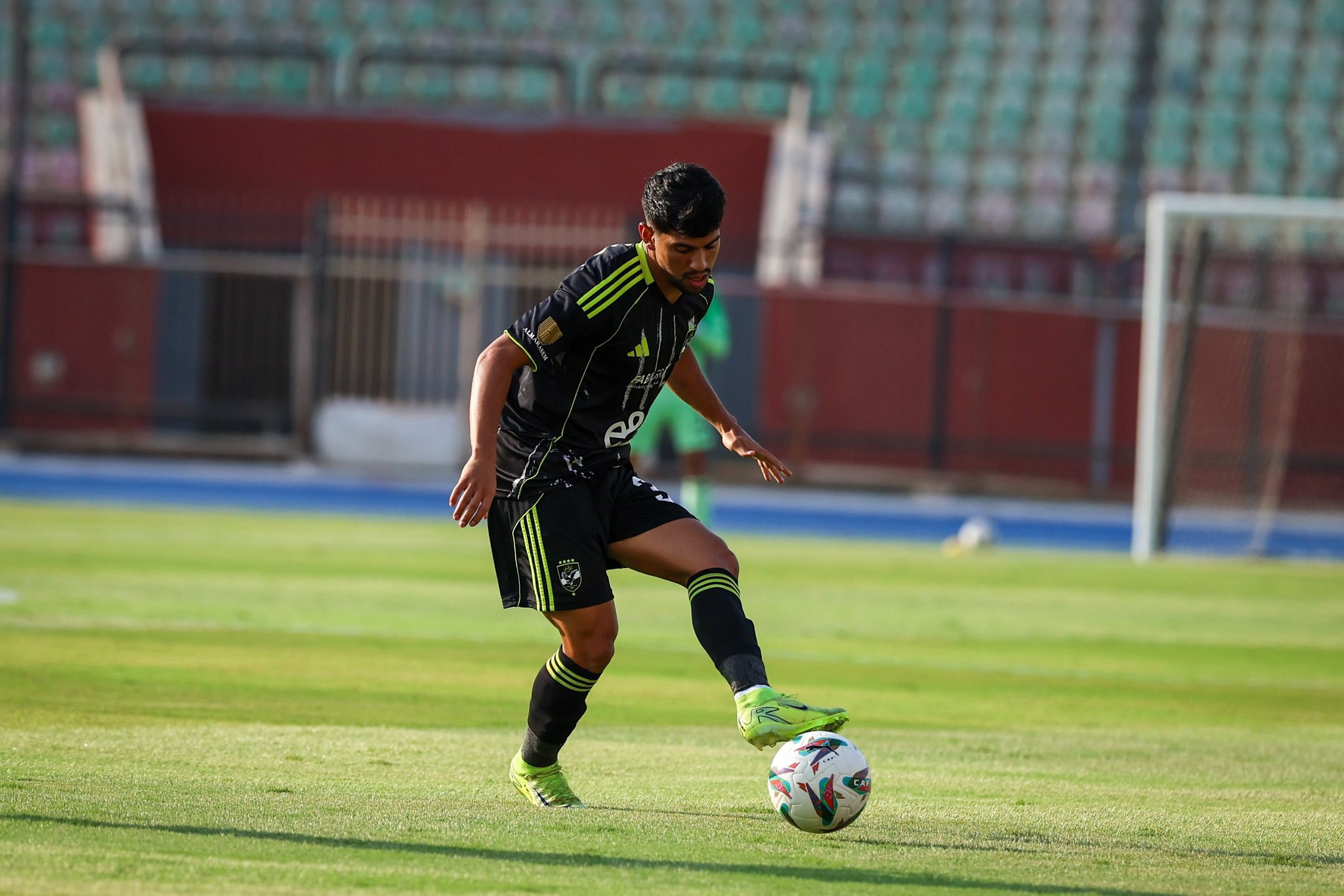 الأهلي ومنتخب الشباب