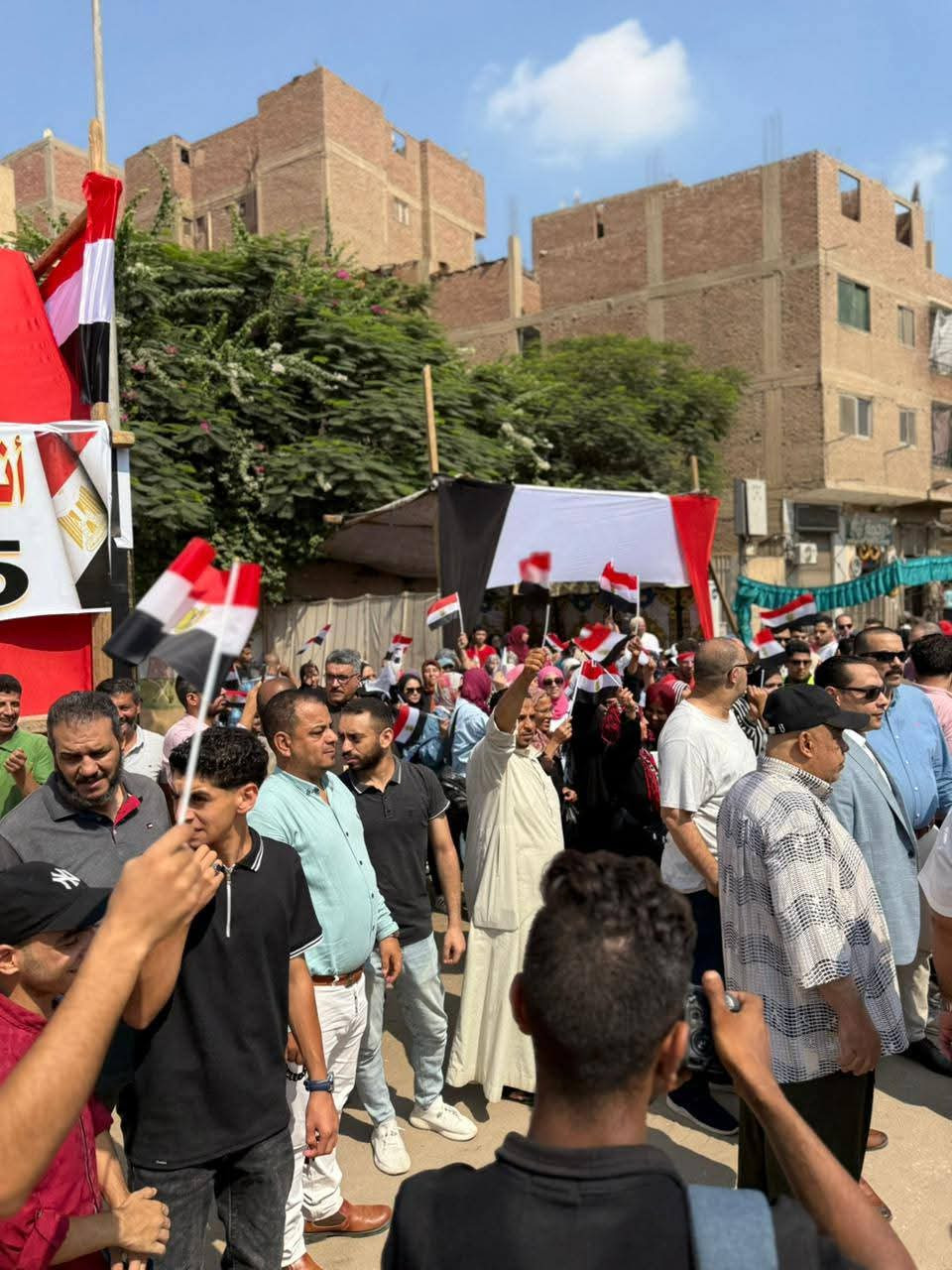إقبال كبير من المواطنين على لجان الاقتراع في القليوبية