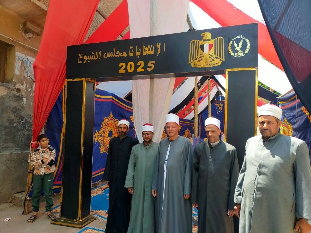 إقبال كبير من المواطنين على لجان الاقتراع في القليوبية