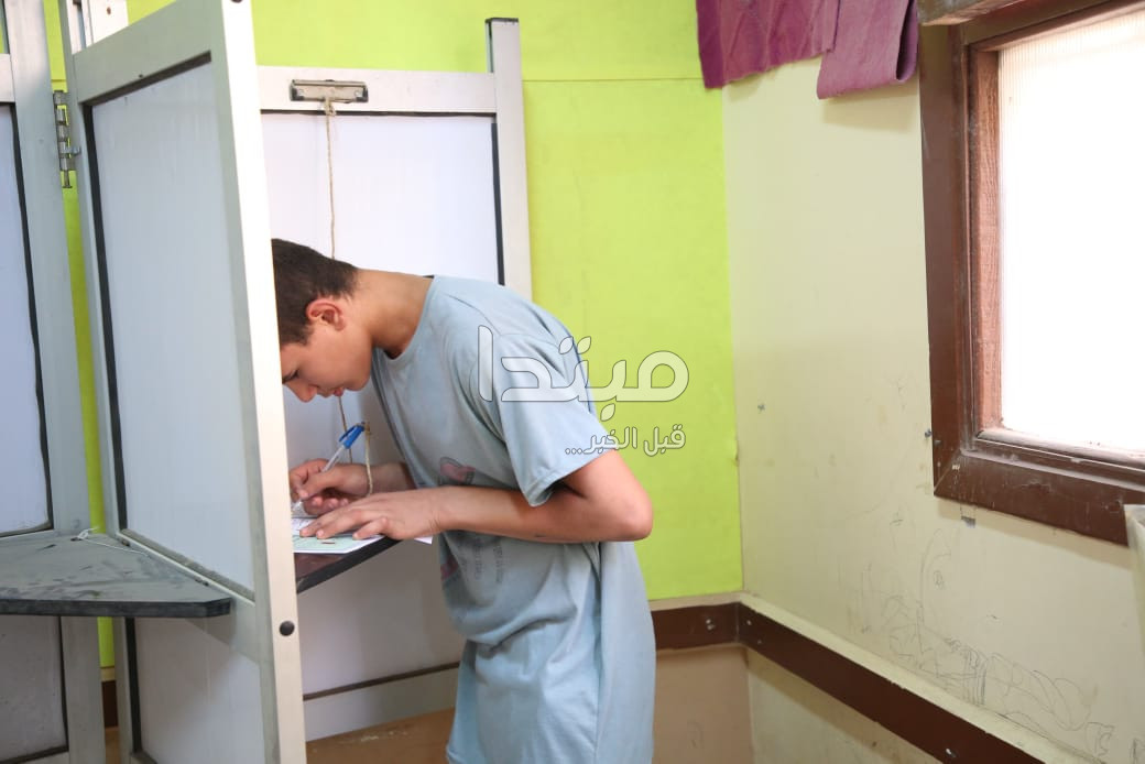 توافد أهالي العياط على لجان الاقتراع