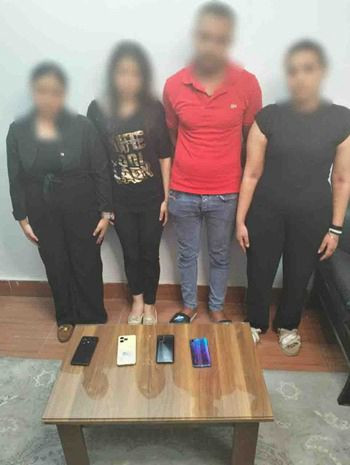 المتهمين