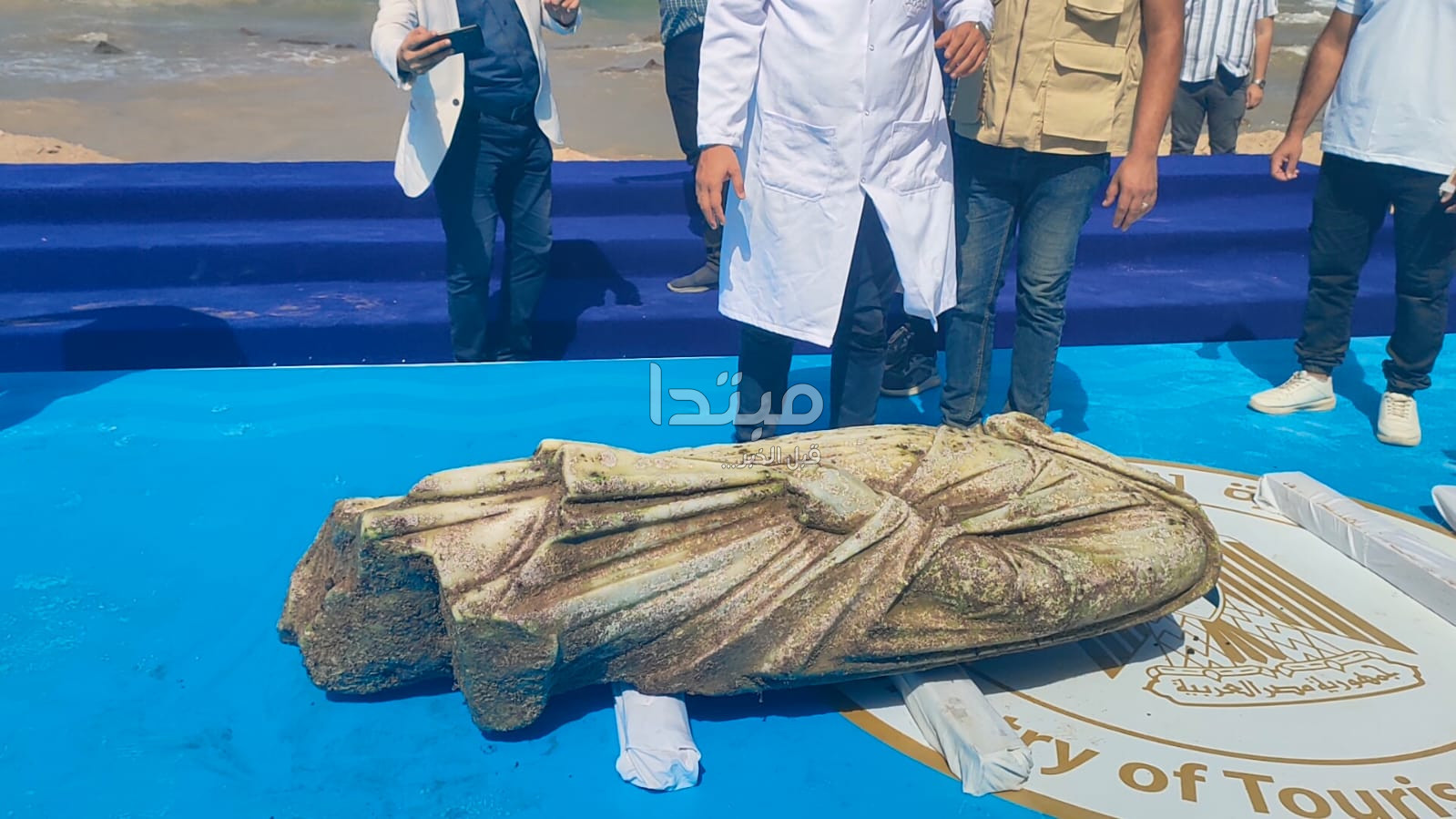 صور آثار مغمورة بالمياه