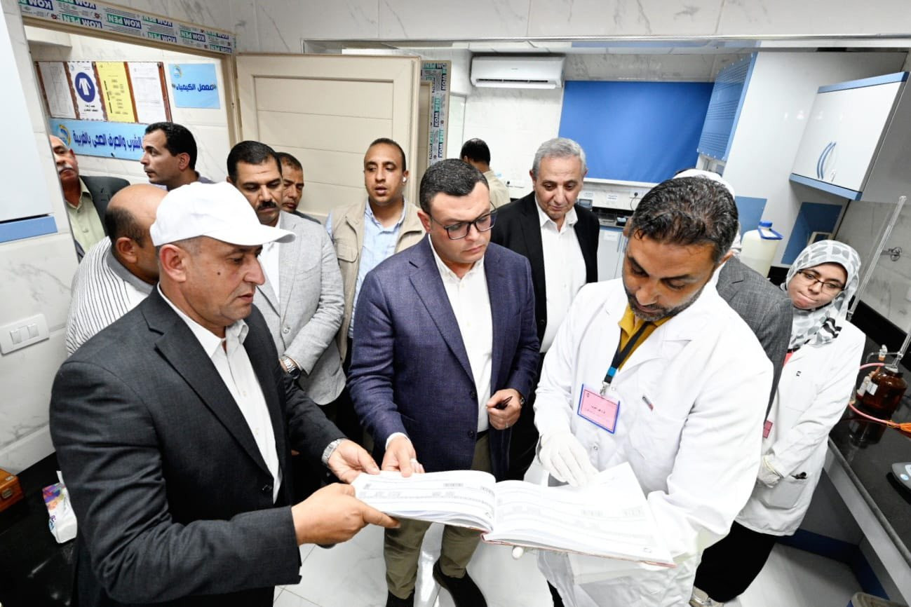 وزير الإسكان ومحافظ الغربية