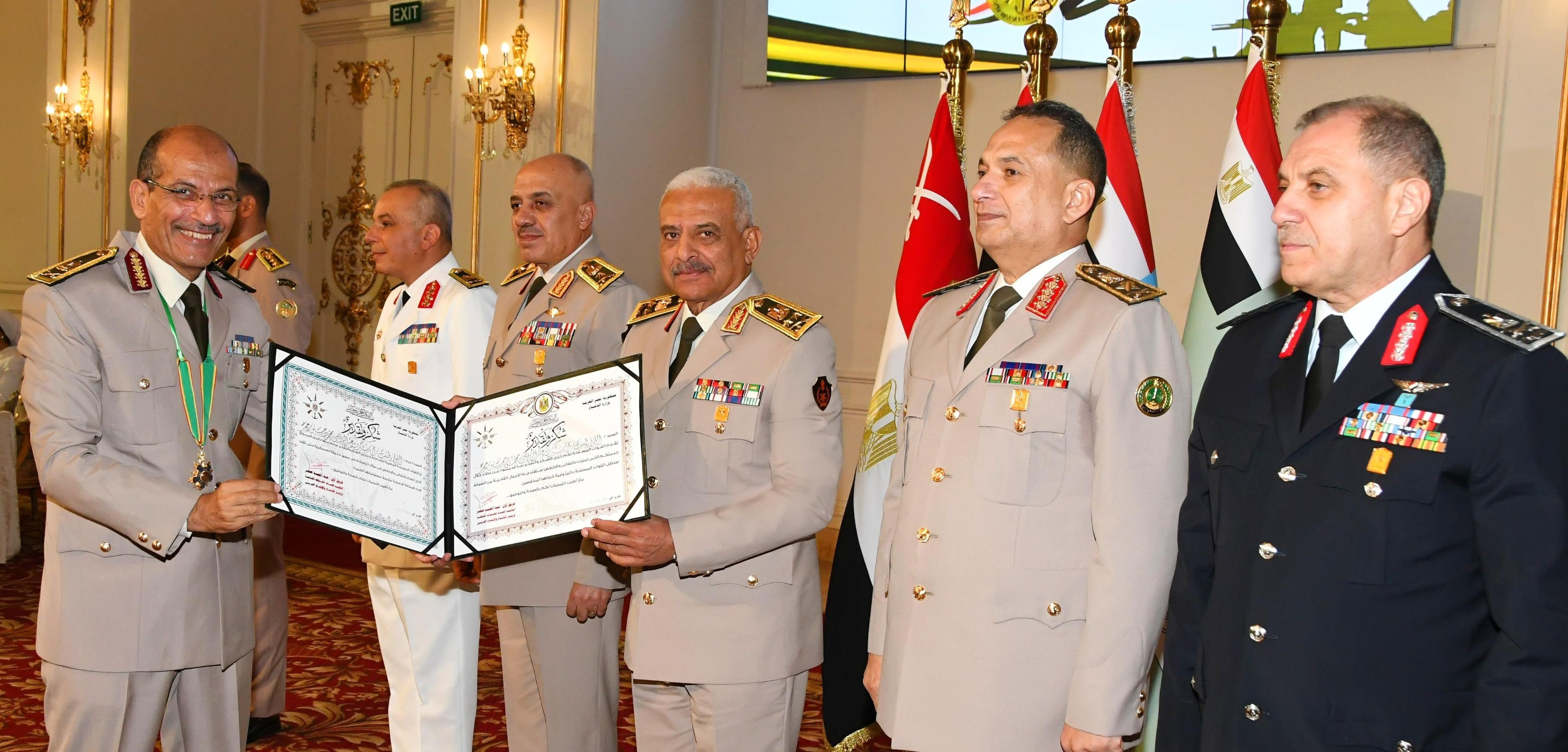 وزير الدفاع