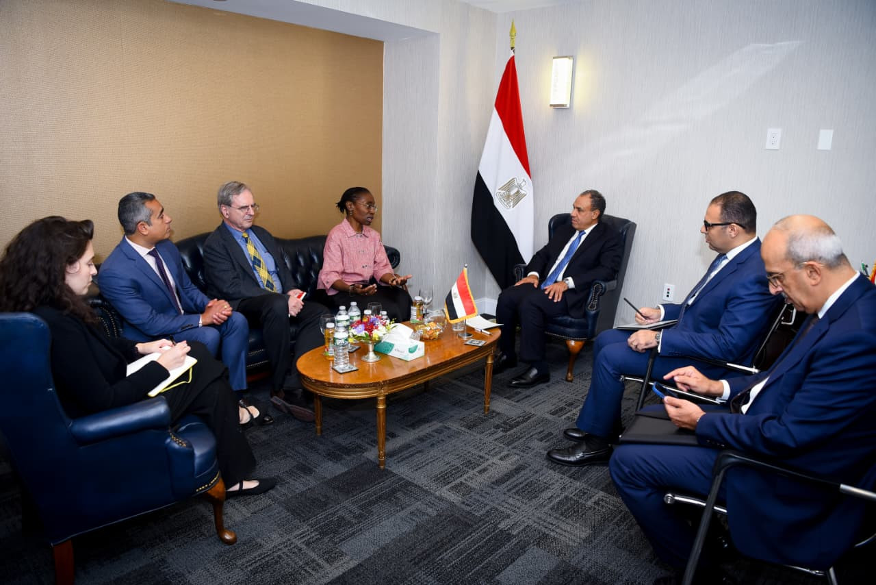 وزير الخارجية والهجرة