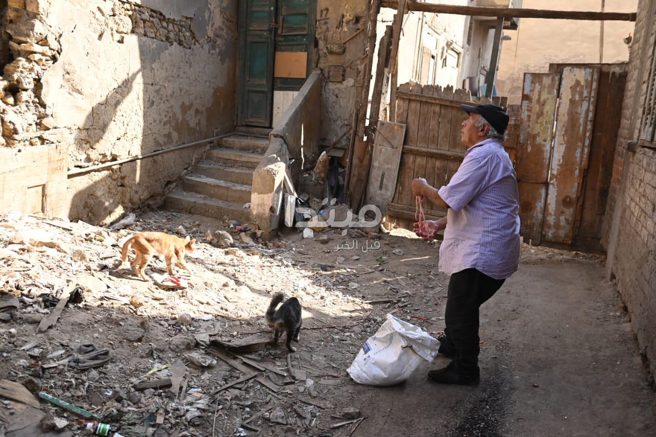 عم عاطف الطيب