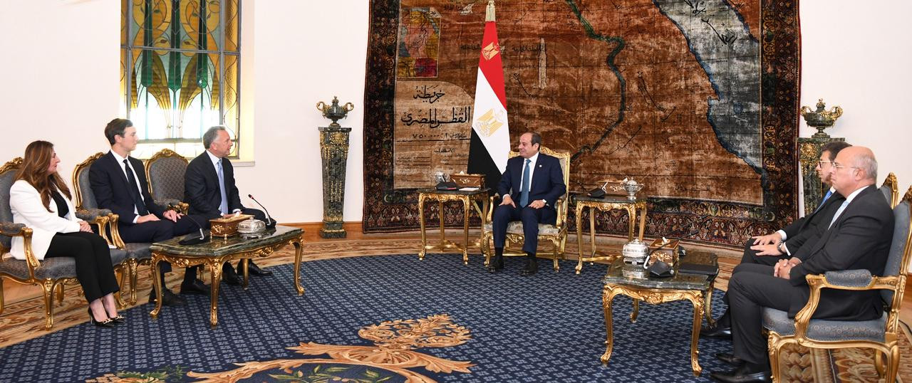 الرئيس السيسي يستقبل مبعوثي ترامب