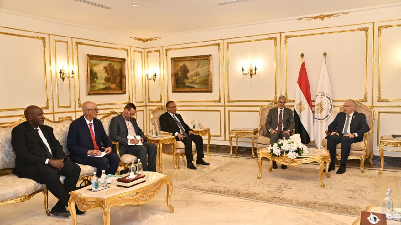 وزير الري