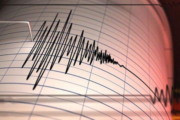 زلزال بقوة 6 درجات يضرب قبالة جزيرة تيمور بإندونيسيا ويسبب حالة من القلق
