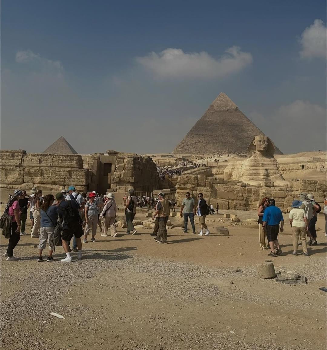 النجم العالمي سكوت إيستوود