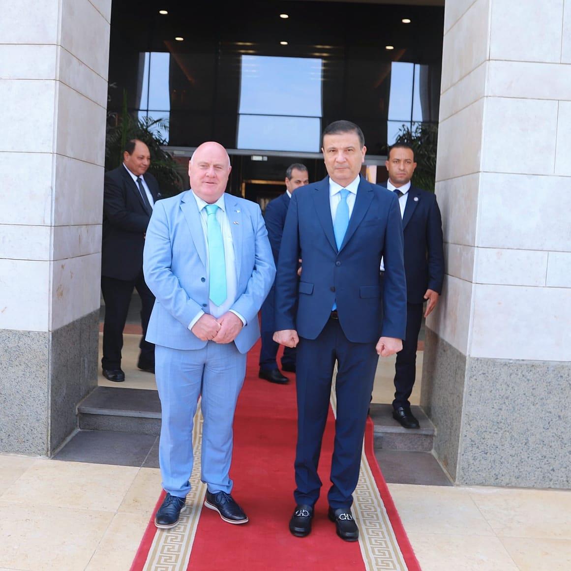 وزير الزراعة ونظيره الأيرلندي