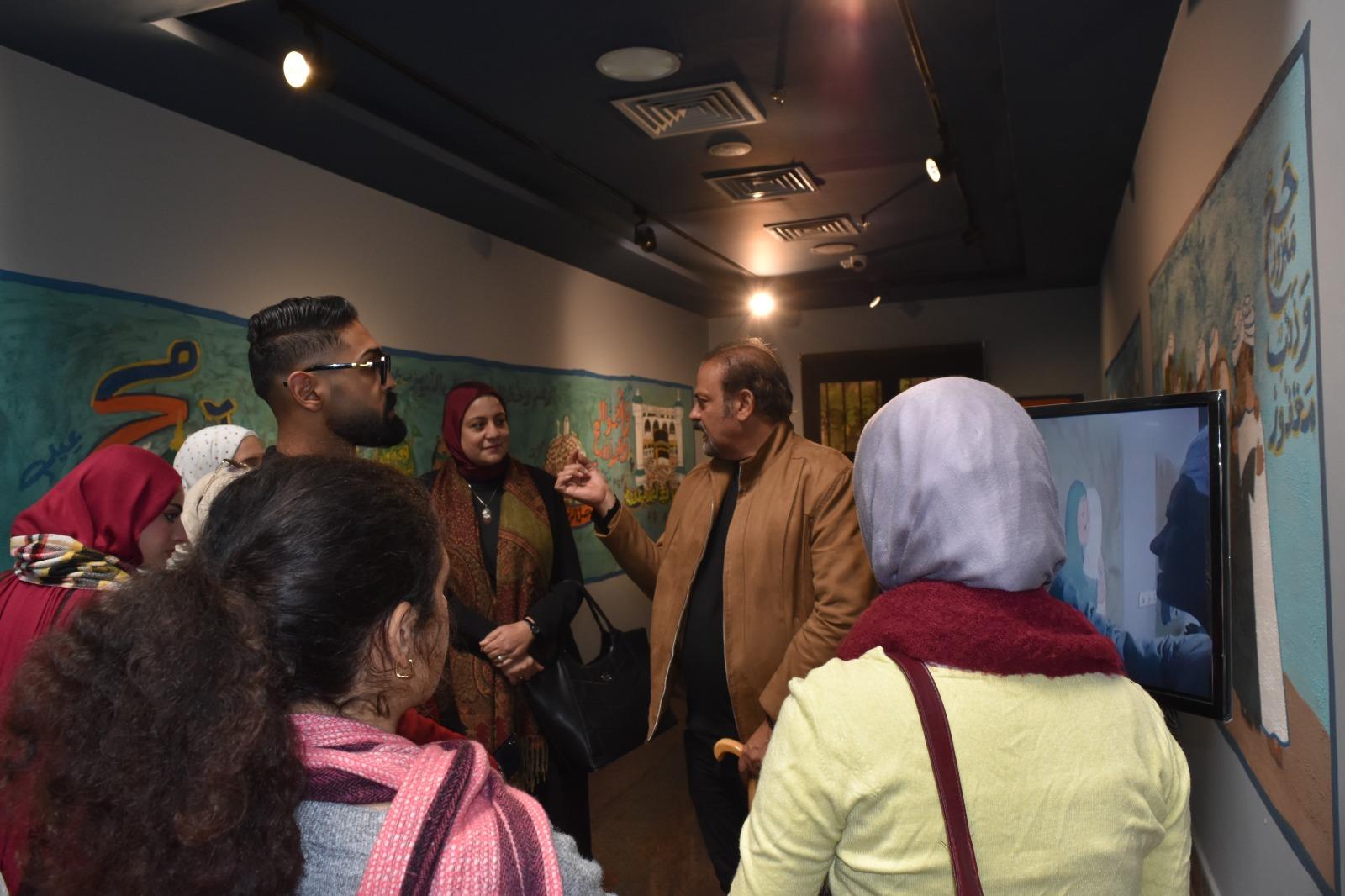 متحف الفنون الشعبية بأكاديمية الفنون يستقبل طلاب المعهد العالي للفنون