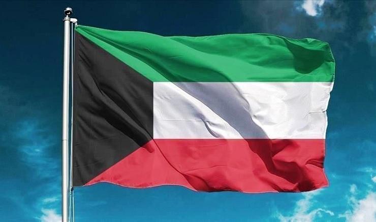 دخان يتصاعد من محيط السفارة الأمريكية في الكويت.. والسلطات تتحرك