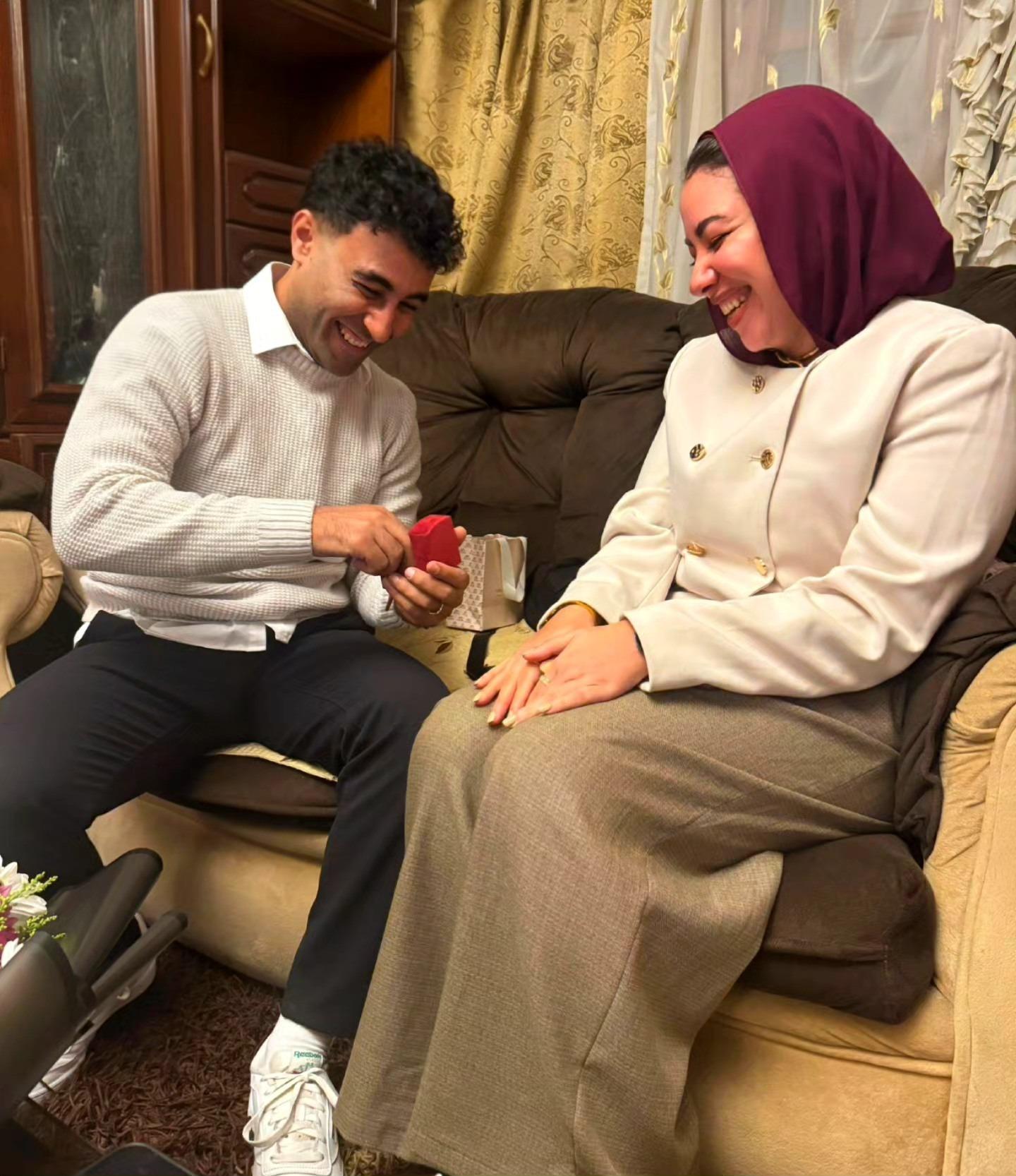 صبحي خليل يحتفل بخطوبة ابنته