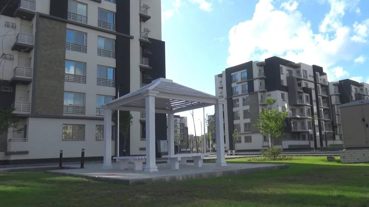بدء تسليم قطع أراضي بيت الوطن بالقاهرة الجديدة في مرحلتي المشروع الثامنة والتاسعة