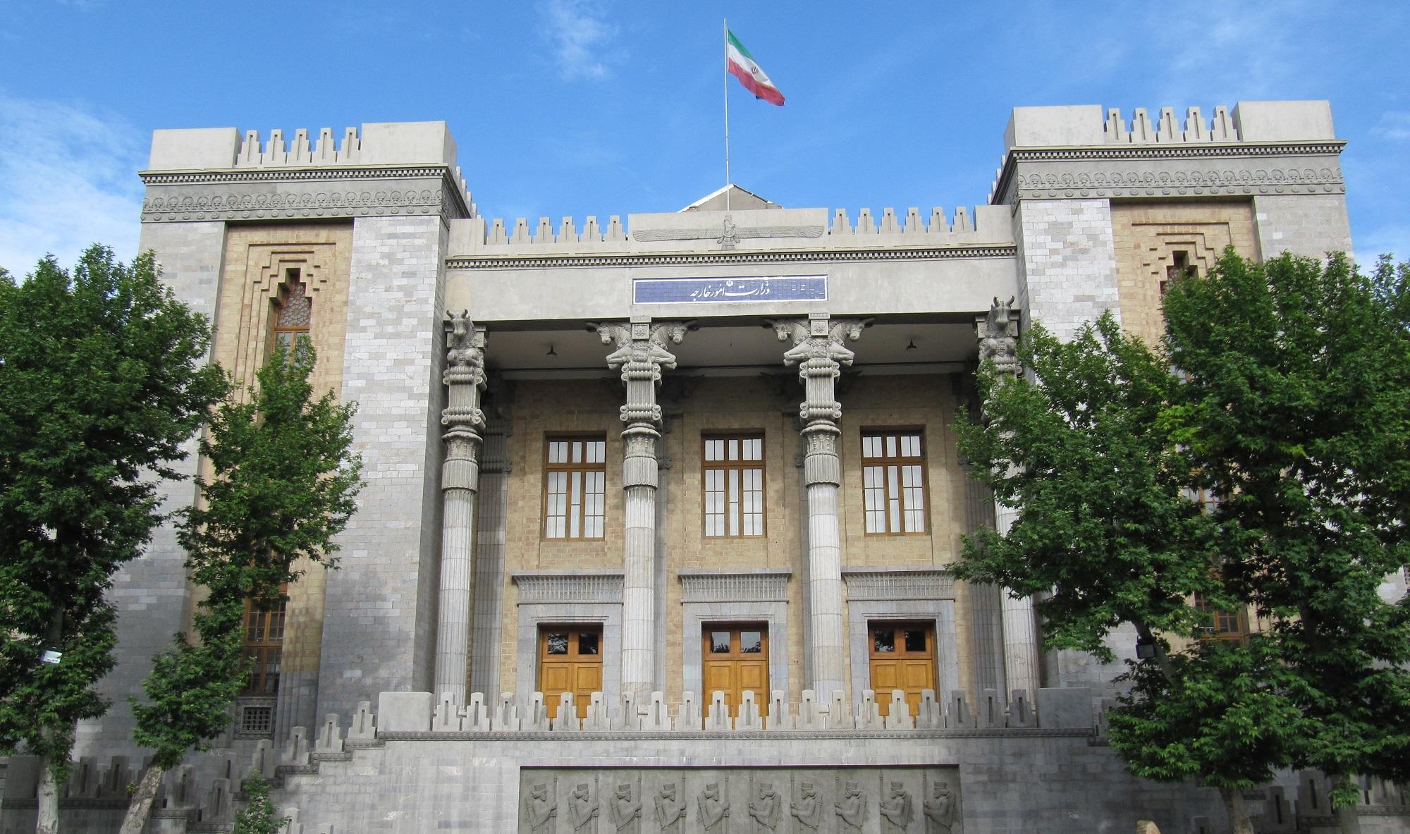 إيران تنتقد خطاب السفير الأمريكي لدى إسرائيل وتحذر من تصعيد إقليمي