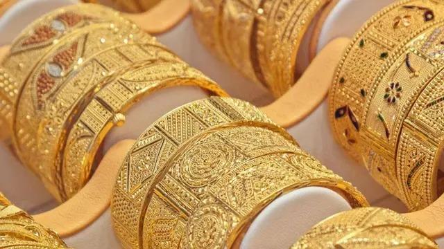 تراجع جديد في أسعار الذهب اليوم السبت 14 مارس 2026.. عيار 21 يسجل 2800 جنيه