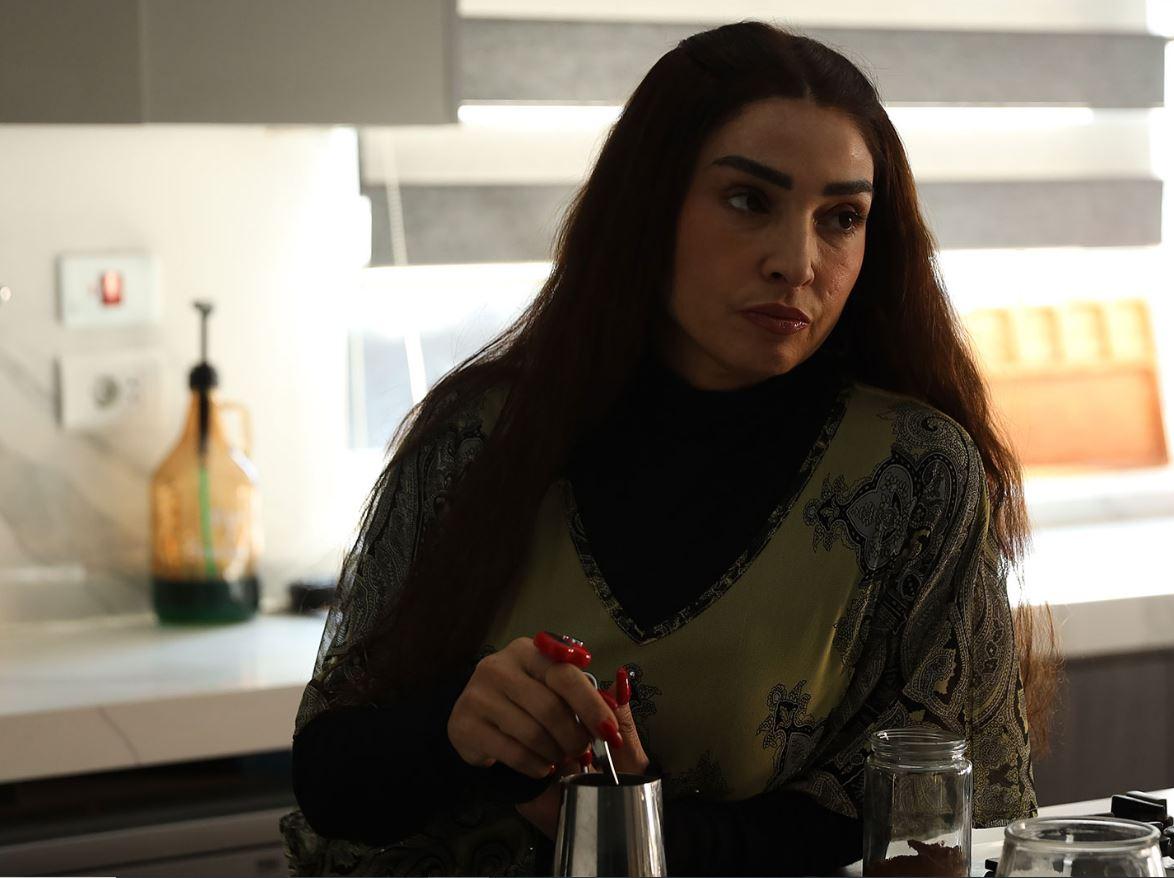 طلاق روجينا يحرّض فدوى عابد على مقاضاة المسلسل بسبب الحلقة 11
