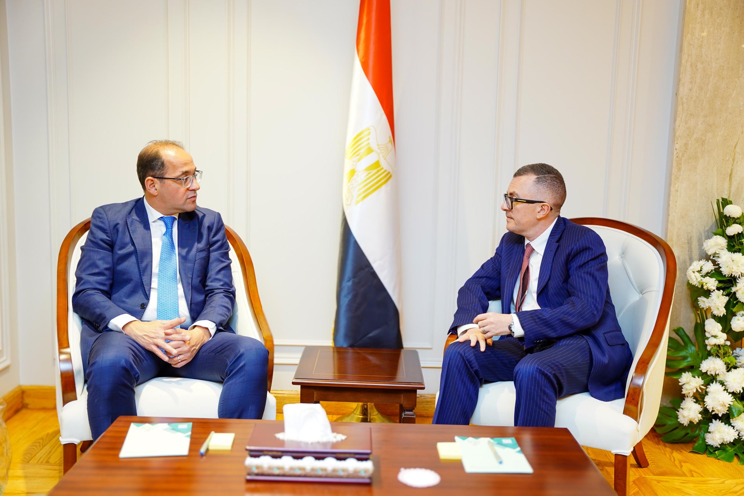 وزير التخطيط والمالية يعلن عن خطة 2026-2027 لترجمة التكاليف الرئاسية للحكومة
