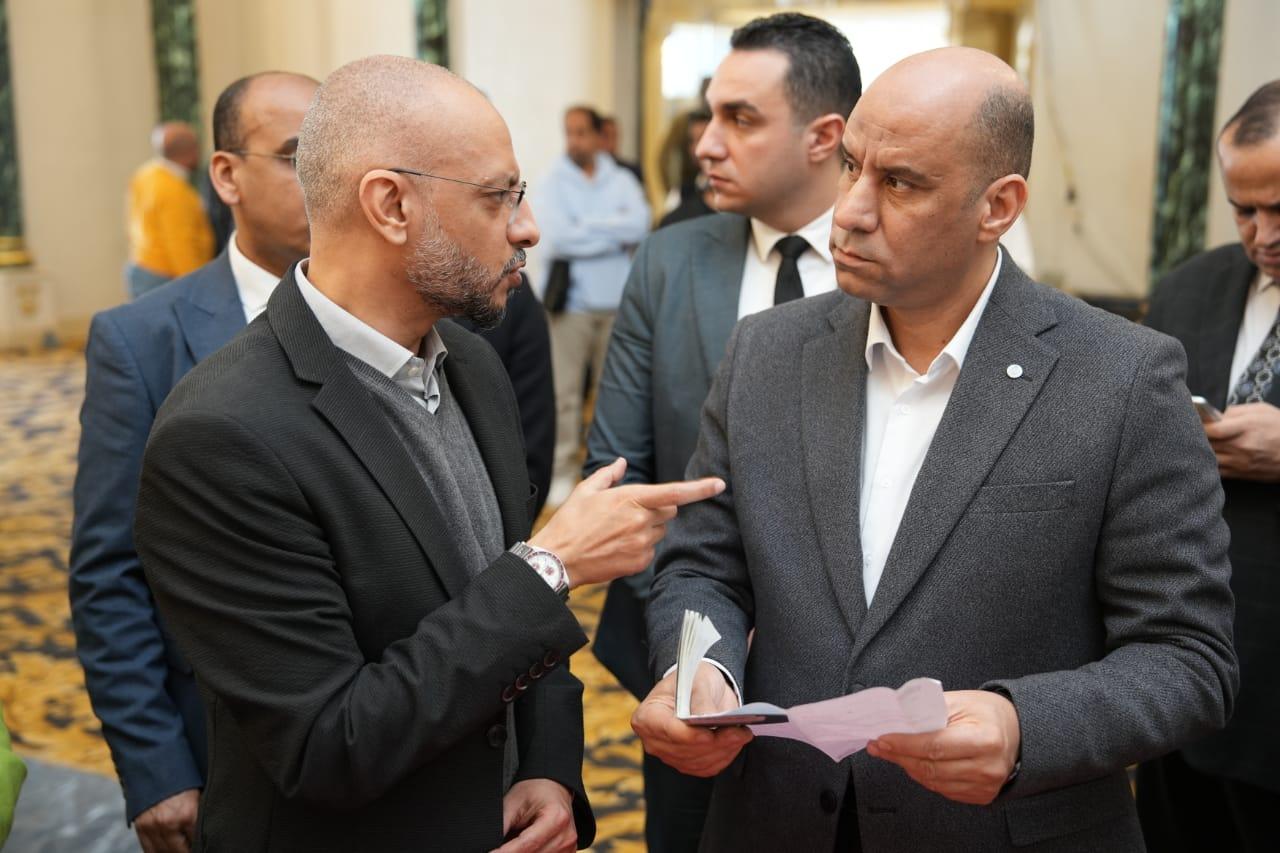 حسن رداد يتفقد اختبارات 2800 مرشح للعمل في موسم الحج