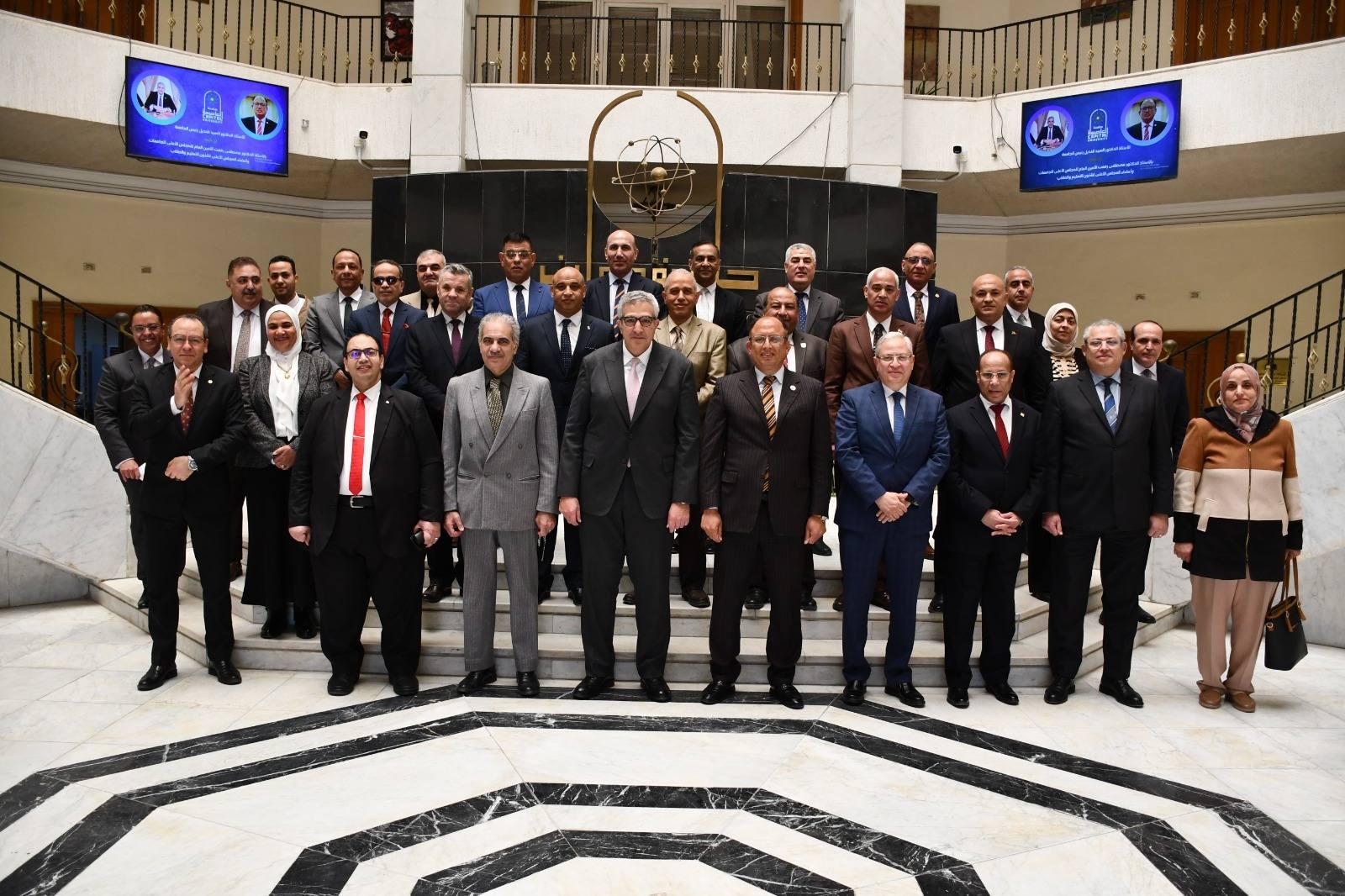 المجلس الأعلى للتعليم والطلاب يبحث خطة تطويرية للعام الدراسي 2026-2027