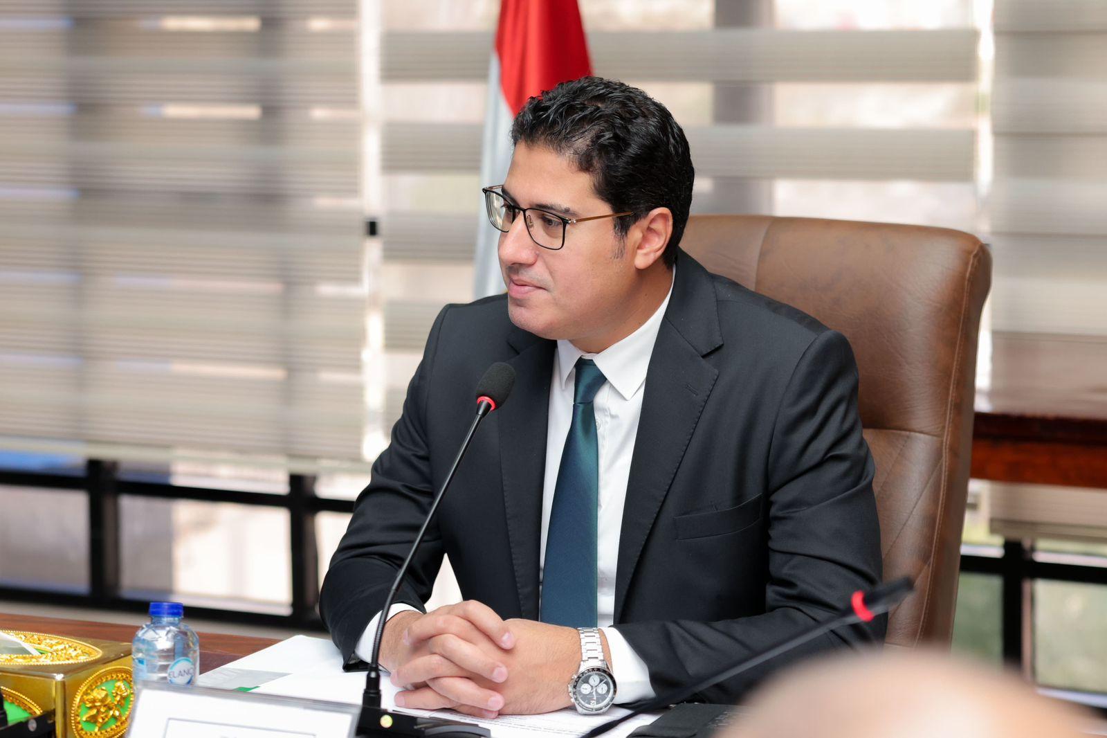 تعيين الدكتور أحمد العدل نائباً لمحافظ القاهرة: خطوة جديدة في الإدارة المحلية