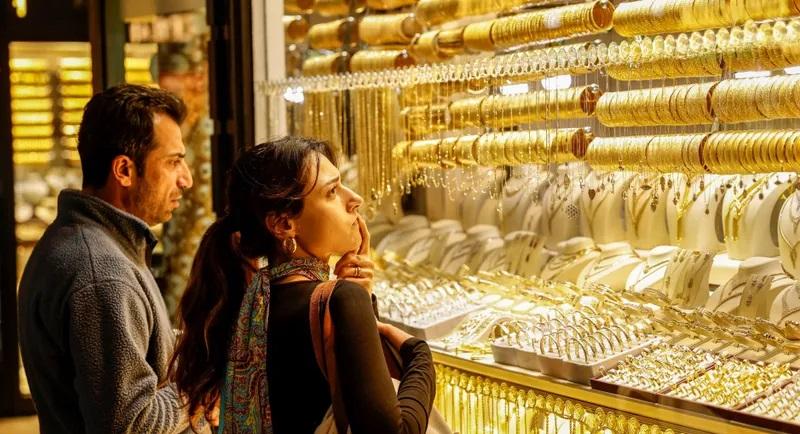 ارتفاع مفاجئ في أسعار الذهب خلال منتصف التعاملات اليومية