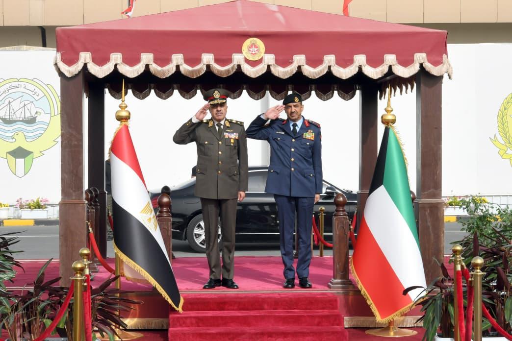 زيارة رئيس الأركان إلى الكويت
